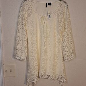 New Directions Ivory Crochet Blouse